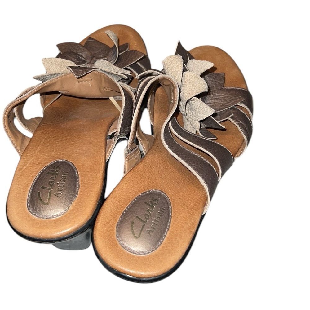 Clarks Women's Metallic Sandals Size 9 - Picture 2 of 5